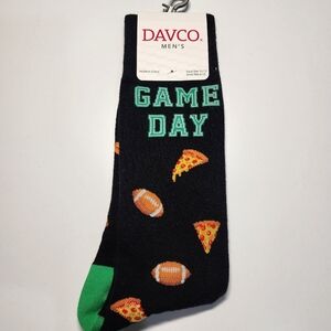 4/$25 NWT Game Day socks, Mens